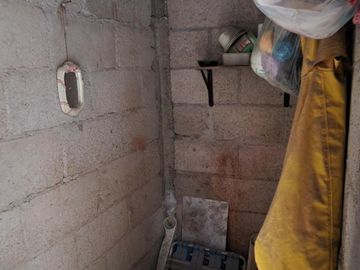 Casa con Local Comercial, 6 Recámaras, Fracc. La Providencia, Mineral de La Reforma, Hidalgo.