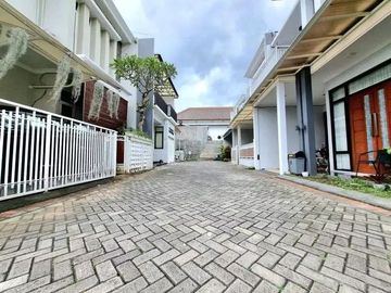 Rumah 2 Lantai Luas 70 Candi Mendut Sukarno Hatta Suhat Malang