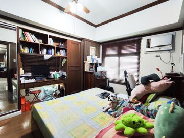 The Magnolia Residences | Four Bedroom 4BR Condominium for Sale - #6705