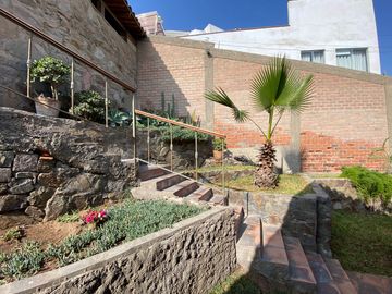VENTA DE CASA EN CASUARINAS SUR - 500m²