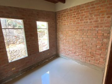VENTA DE CASA EN CASUARINAS SUR - 500m²