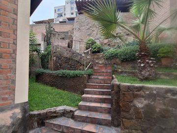 VENTA DE CASA EN CASUARINAS SUR - 500m²