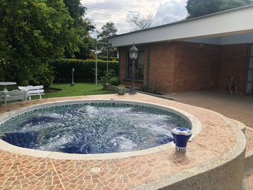 VENDO CASA EN RIBERA DE LAS MERCEDES CALI VALLE DEL CAUCA