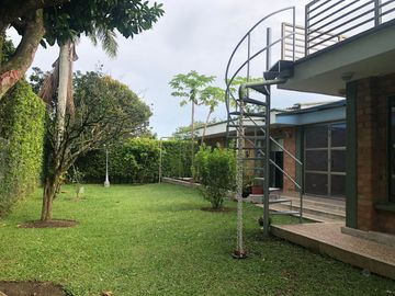 VENDO CASA EN RIBERA DE LAS MERCEDES CALI VALLE DEL CAUCA