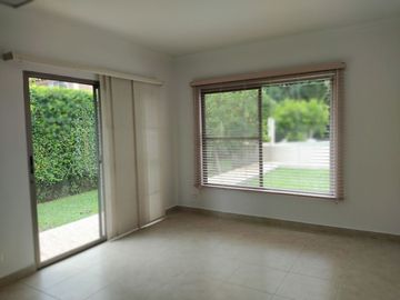 VENDO CASA EN RIBERA DE LAS MERCEDES CALI VALLE DEL CAUCA