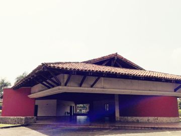 VENDO CASA EN RIBERA DE LAS MERCEDES CALI VALLE DEL CAUCA