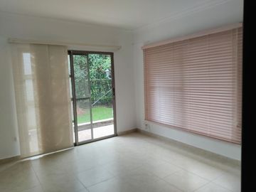 VENDO CASA EN RIBERA DE LAS MERCEDES CALI VALLE DEL CAUCA