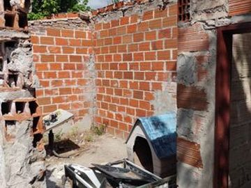 CASA DE 3 AMBIENTES EN PASO DEL REY CON RÁPIDA SALIDA A ACCESO OESTE