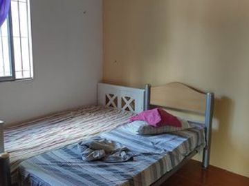 CASA DE 3 AMBIENTES EN PASO DEL REY CON RÁPIDA SALIDA A ACCESO OESTE