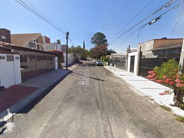 Gran Remate, Casa en Col. Villas del Mesón, Juriquilla, Qro.