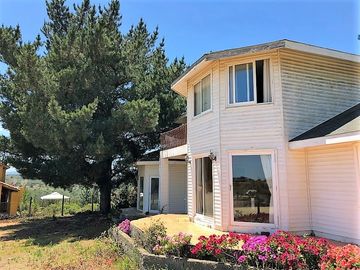 VENDE CASA EN PARCELA, CONDOMINIO SANTA MARIA DE ALGARROBO, 6 DORMITORIOS, 6 BAÑOS, PISCINA, TERRAZA, QUINCHO