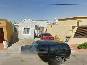 VVV VENTA DE CASA EN LA CALLE AV. MISIONEROS MISIÓN DEL SOL SAN LUIS RÍO COLORADO SONORA