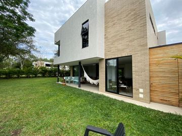 VENTA CASA PANCE CALI COLOMBIA