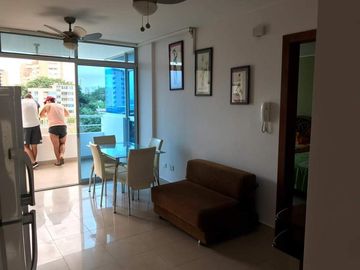 Venta de Suite amoblada en Tonsupa, cerca al Malecon, Esmeralda