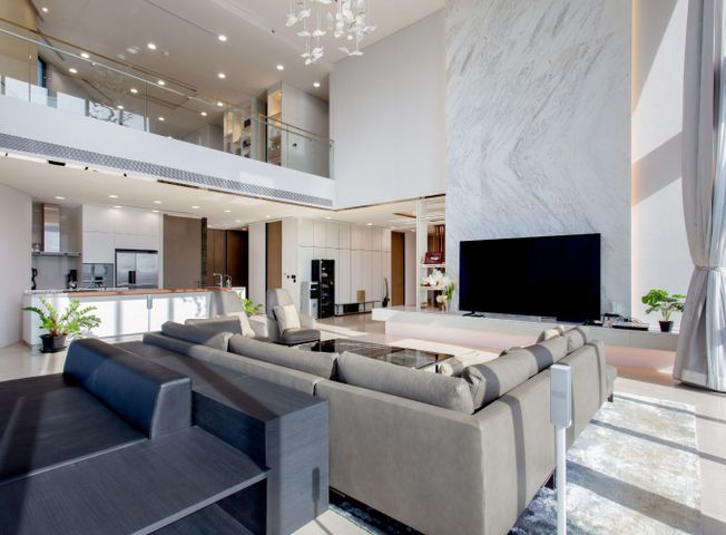 รูปภาพ The Ultimate Luxury Riverfront Residence Duplex Penthouse