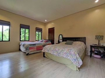 Ponderosa Leisure Farms, Silang Cavite, 899 sqm lot and 300 sqm TFA house for sale