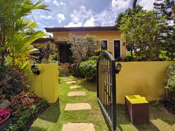 Ponderosa Leisure Farms, Silang Cavite, 899 sqm lot and 300 sqm TFA house for sale