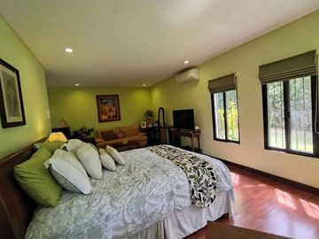 Ponderosa Leisure Farms, Silang Cavite, 899 sqm lot and 300 sqm TFA house for sale