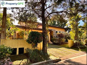 Ponderosa Leisure Farms, Silang Cavite, 899 sqm lot and 300 sqm TFA house for sale