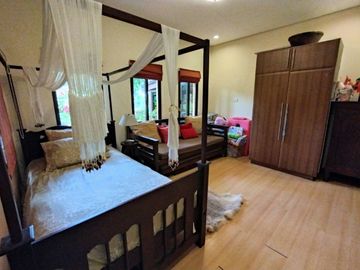 Ponderosa Leisure Farms, Silang Cavite, 899 sqm lot and 300 sqm TFA house for sale