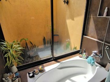 Ponderosa Leisure Farms, Silang Cavite, 899 sqm lot and 300 sqm TFA house for sale