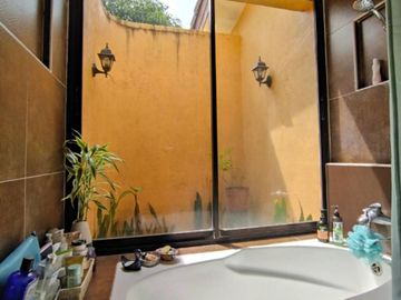 Ponderosa Leisure Farms, Silang Cavite, 899 sqm lot and 300 sqm TFA house for sale