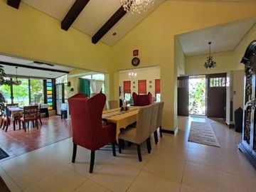 Ponderosa Leisure Farms, Silang Cavite, 899 sqm lot and 300 sqm TFA house for sale