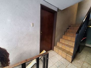 EDIFICIO DE TRES NIVELES EN VENTA, CIUDAD NEZAHUALCÓYOTL