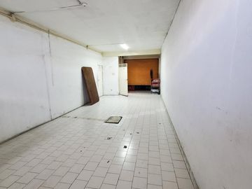EDIFICIO DE TRES NIVELES EN VENTA, CIUDAD NEZAHUALCÓYOTL