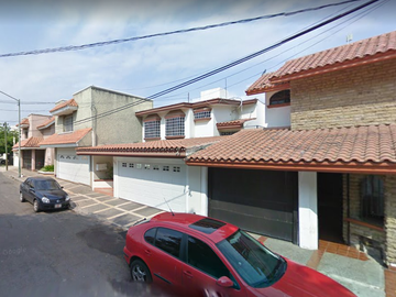 VENTA DE CASA EN LAS QUINTAS CULIACAN ROSALES