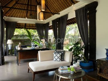 Exclusive Leasehold Villa: 3-Bedroom Balinese Gem Minutes from Nyanyi Beach