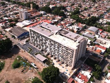 COMPRA SIN ENGANCHE, RECIBE DE INMEDIATO A 5 MINUTOS DEL CENTRO DE TLAQUEPAQUE