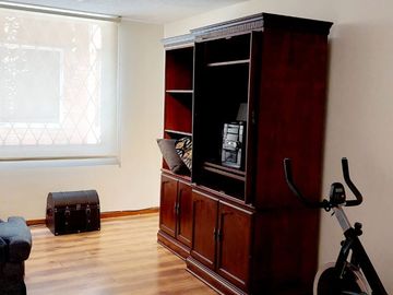 Vendo departamento tres dormitorios, en la Jiménez de la Espada y González Suárez
