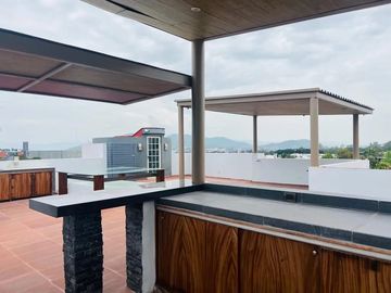 EXCELENTE CASA EN VENTA EN EXCLUSIVO FRACCIONAMIENTO LA RIOJA UBICADO AL SUR DE LA CIUDAD EN AV. LOPEZ MATEOS SUR 7000, MUNICIPIO DE TLAJOMULCO DE ZUÑ