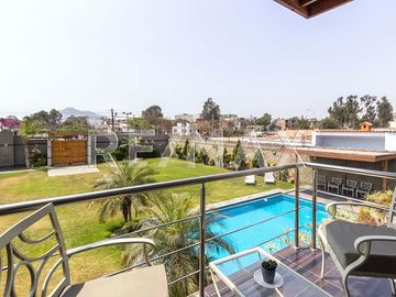 SE VENDE RESIDENCIA EN CAMACHO, LA MOLINA!!