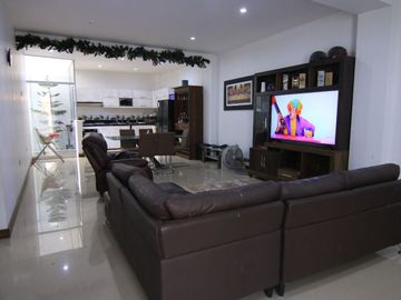 CASA EN VENTA URB. MIRAFLORES COUNTRY CLUB - CASTILLA-PIURA
