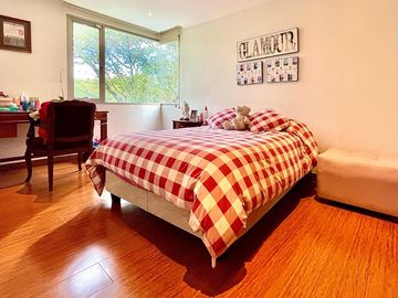 Bella casa dentro de Urbanización La Viña, 1.000 m terreno, 4 dormitorios