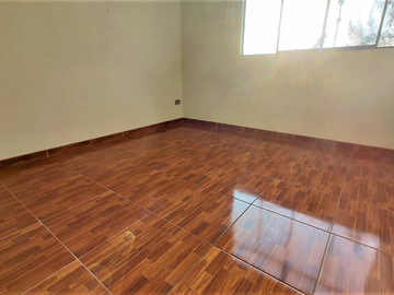 SE ALQUILA MINI DEPARTAMENTO VISTA AL PARQUE