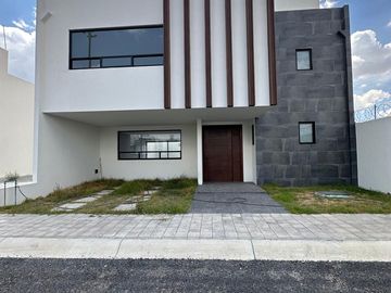 Hermosa casa semiresidencial al sur de pachuca. Explanada sur VT 17