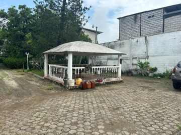 VENTA DE AMPLIA CASA VÍA A LA COSTA CHONGÓN