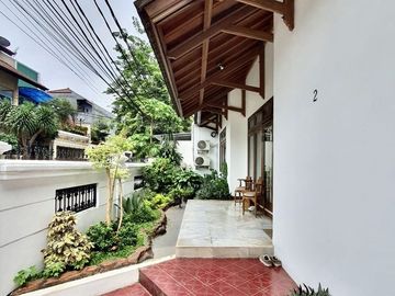 DIJUAL RUMAH at Jl TEBET TIMUR, JAKARTA SELATAN