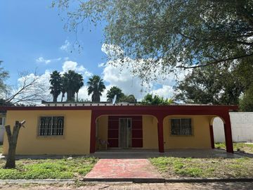 QUINTA EN VENTA EN CIENEGA DE FLORES, NL, ZONA VILLAS CAMPESTRES, 1740 M2 CH