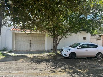 QUINTA EN VENTA EN CIENEGA DE FLORES, NL, ZONA VILLAS CAMPESTRES, 1740 M2 CH