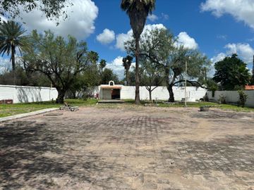QUINTA EN VENTA EN CIENEGA DE FLORES, NL, ZONA VILLAS CAMPESTRES, 1740 M2 CH