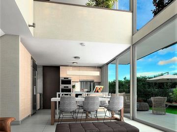VENDE ULTIMA CASA DISPONIBLE, CONDOMINIO AL ENCUENTRO, PEÑALOLEN, 4 DORMITORIOS, 4 BAÑOS, AMPLIA SALA ESTAR, PATIO, 2 ESTACIONAMIENTOS