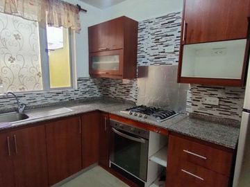 Casa de venta en Otavalo, Conjunto Habitacional Santiago del Valle