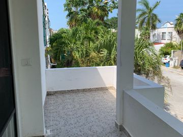 En playa del carmen, caminando a 5 minutos del mar