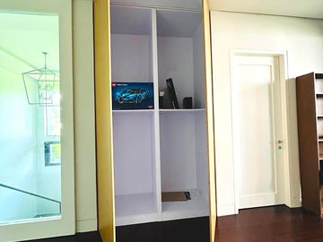 Pre-owned House in Ayala Westgrove Heights Silang Cavite near Nuvali