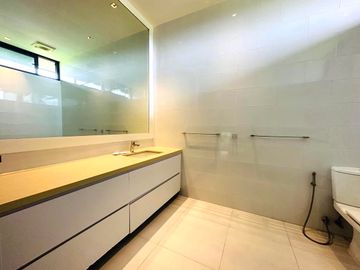 Pre-owned House in Ayala Westgrove Heights Silang Cavite near Nuvali