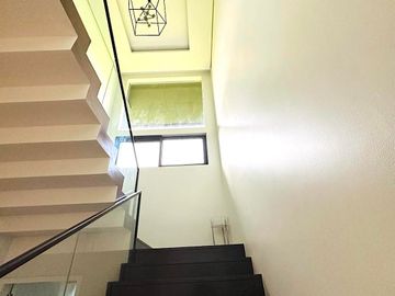 Pre-owned House in Ayala Westgrove Heights Silang Cavite near Nuvali